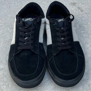 Leatt flat mountain bike shoe sneaker